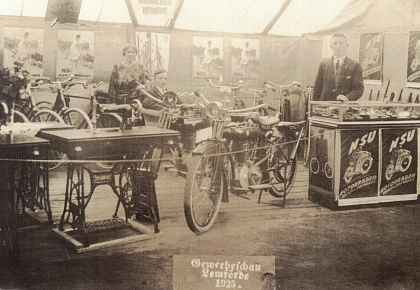 Gewerbeschau 1925 Präsentation Firma Droop Gewerbeschau 1925 © Samtgemeinde Altes Amt Lemförde